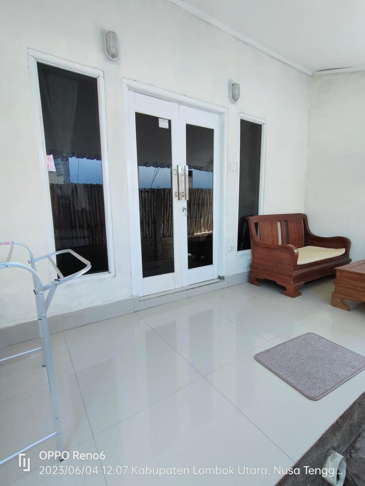 Pineapple Guest House Gili Air Exterior foto