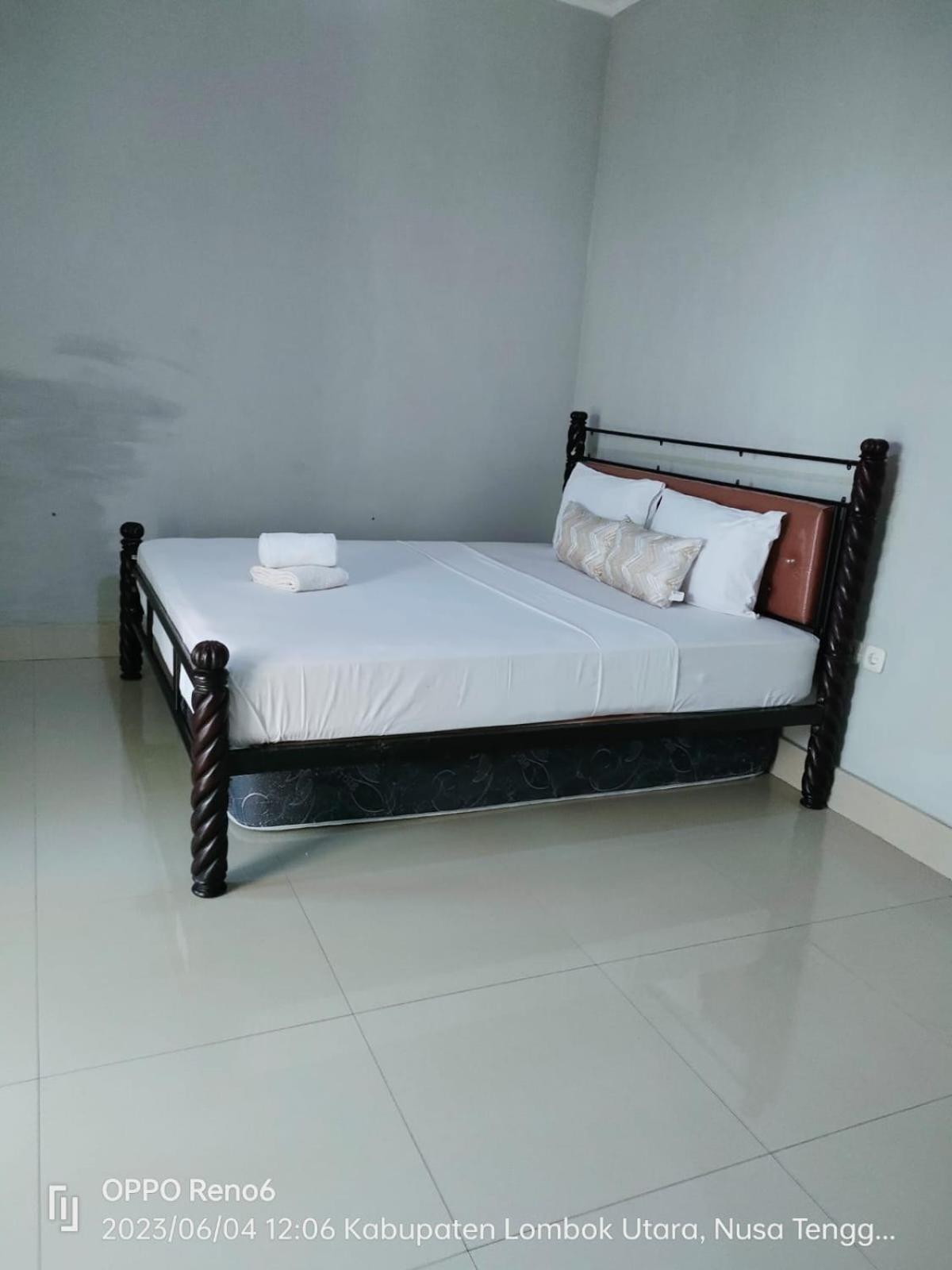 Pineapple Guest House Gili Air Exterior foto